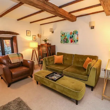 Courtyard Kirkby Lonsdale