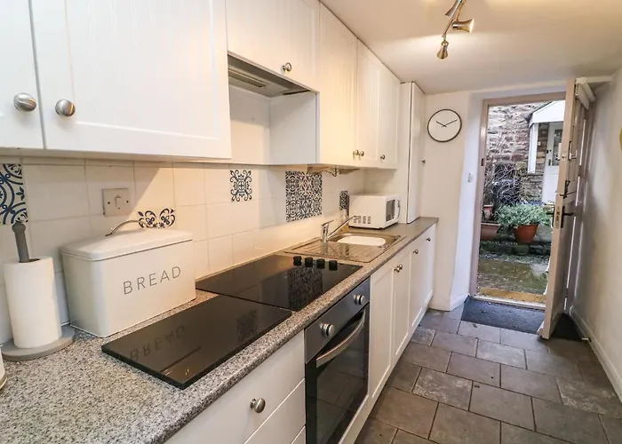 Courtyard Kirkby Lonsdale